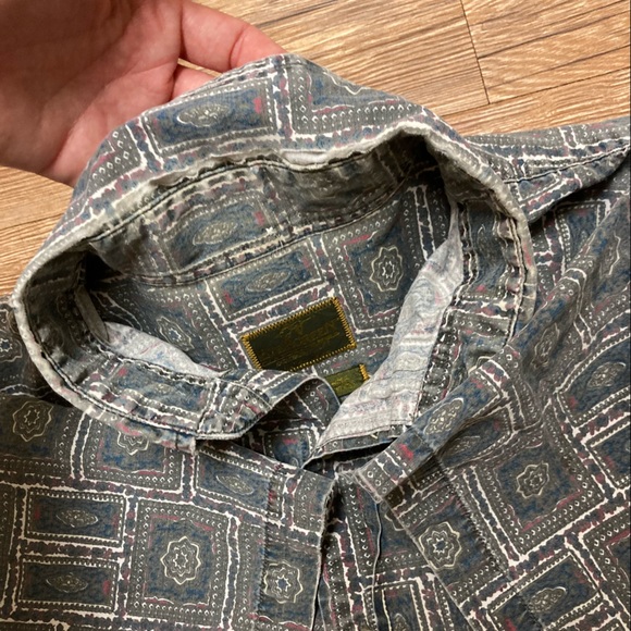 Vintage Evergreen Button Up Retro 70’s Pattern - Picture 3 of 4